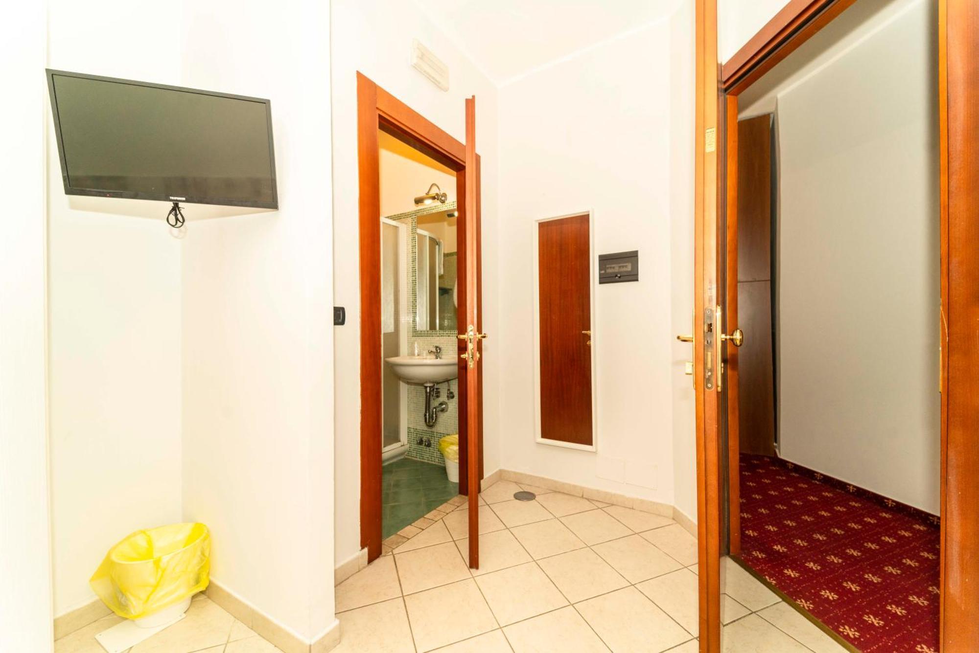 Hotel Cristallo Torino Esterno foto
